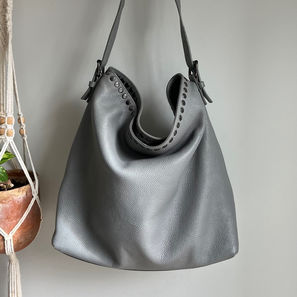 Grey Laggo bag with snap closure